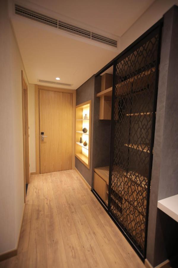 קורצ'ה Richmond Hotel מראה חיצוני תמונה